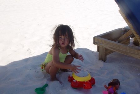 Kasen playing in the sand